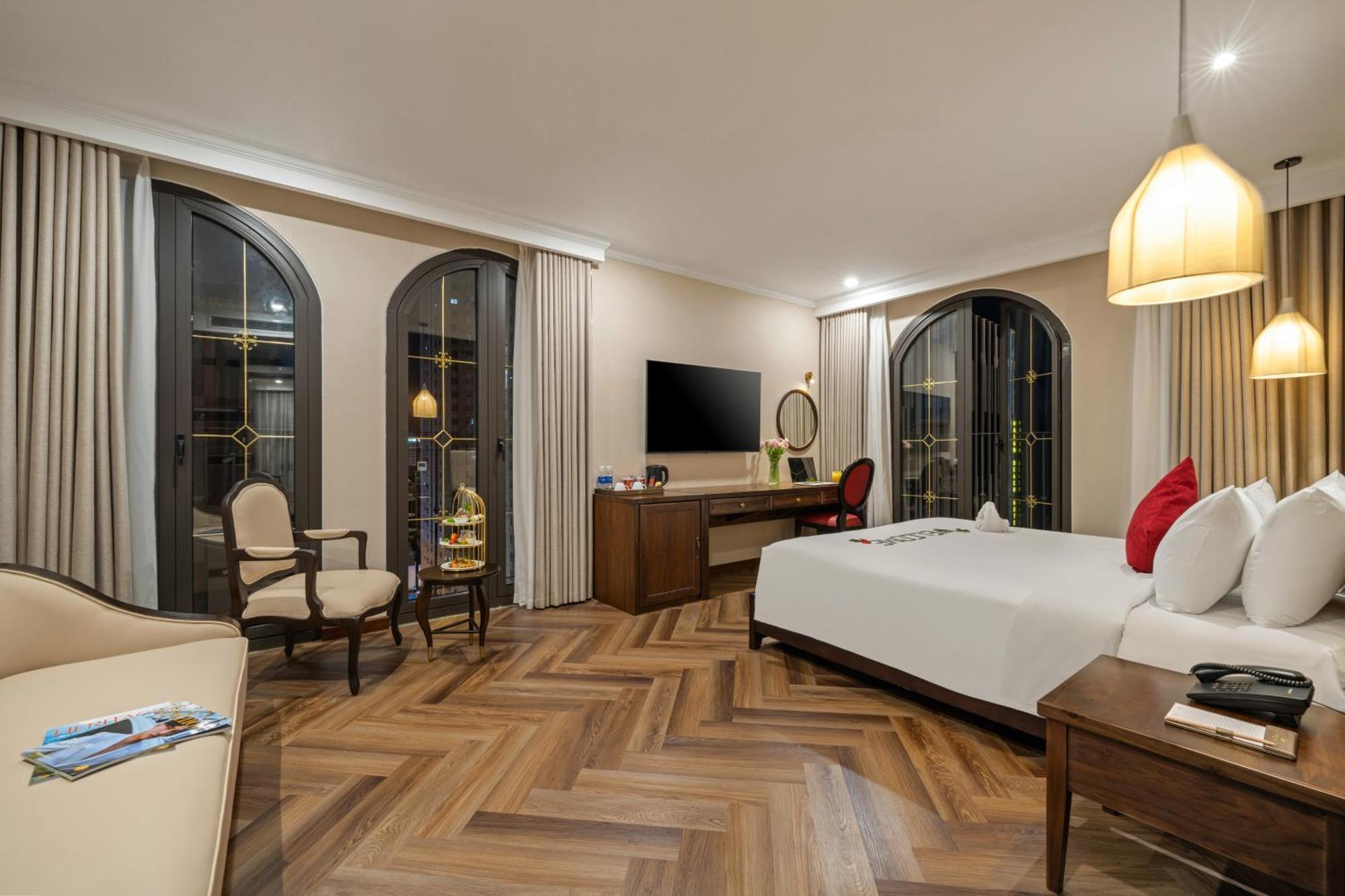 Golden Lotus Luxury - Complimentary Daily Afternoon Tea Hotel 4*